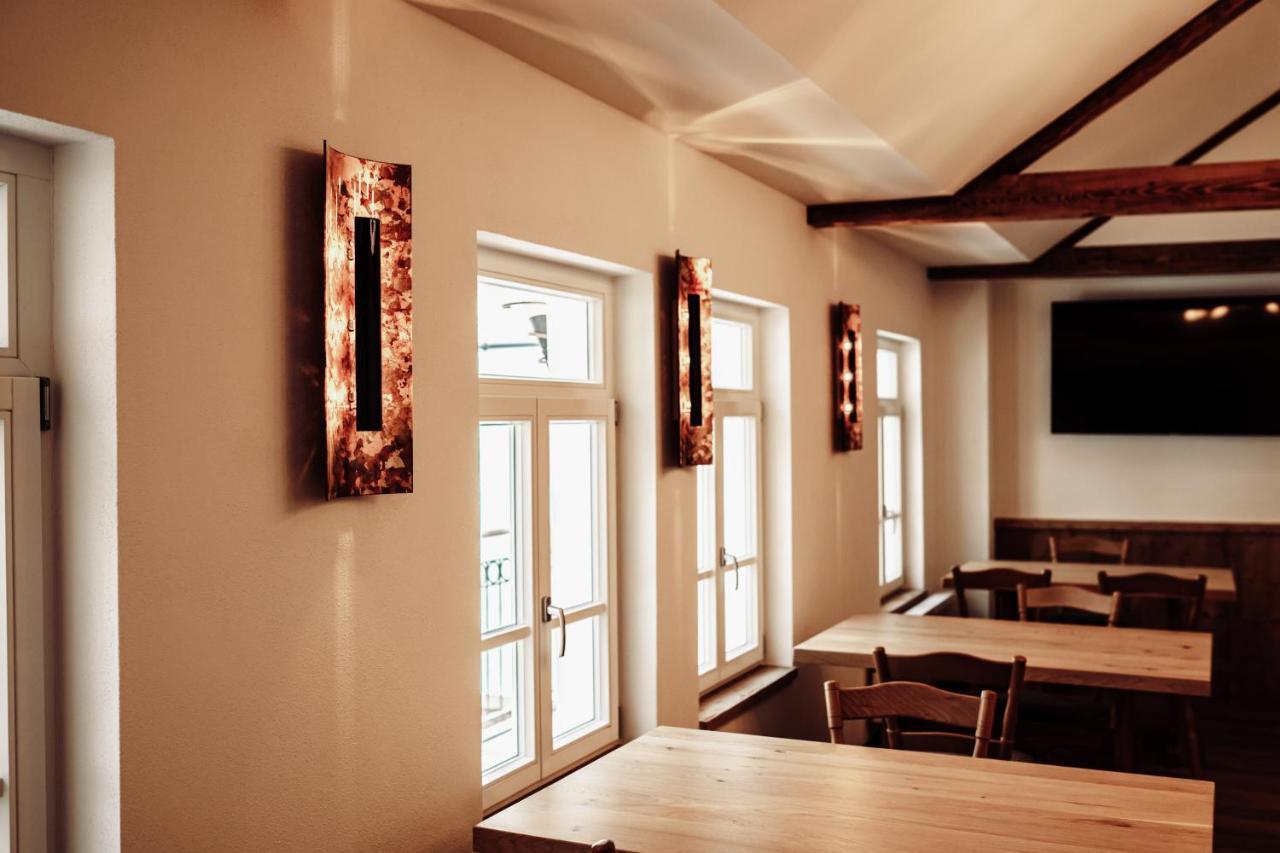 Gasthaus Zum Adler Grosswallstadt Luaran gambar