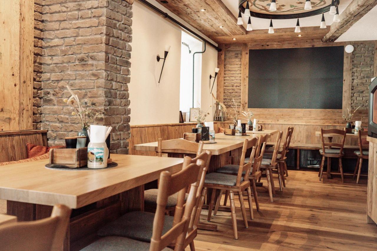 Gasthaus Zum Adler Grosswallstadt Luaran gambar