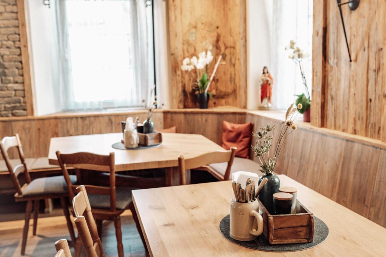 Gasthaus Zum Adler Grosswallstadt Luaran gambar